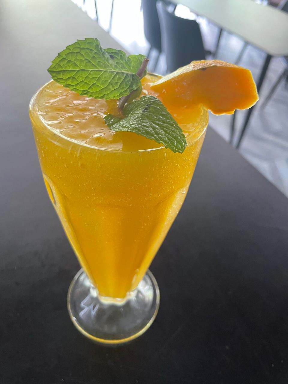 Lankagama hotel food